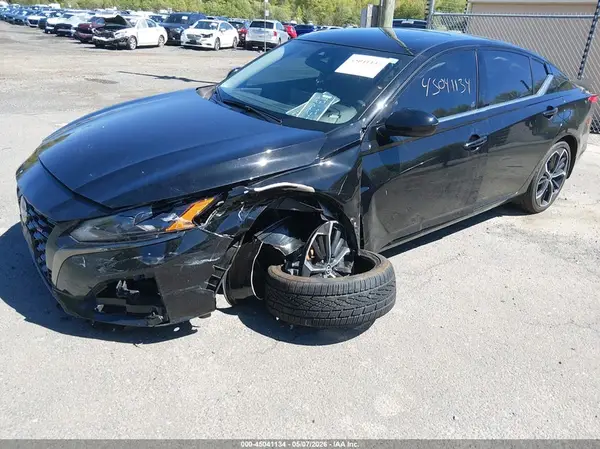 1N4BL4CW8RN400188 2024 NISSAN ALTIMA - Image 2