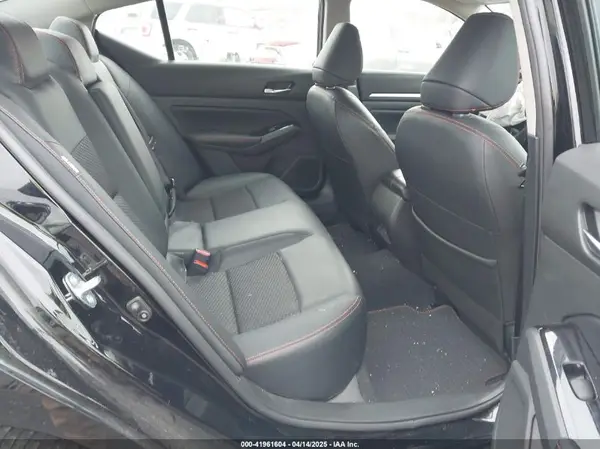 1N4BL4CW8RN418464 2024 NISSAN ALTIMA - Image 8