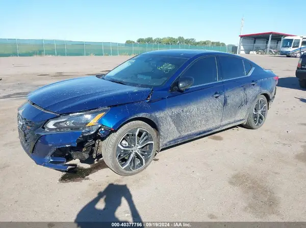 1N4BL4CW8RN420151 2024 NISSAN ALTIMA - Image 2