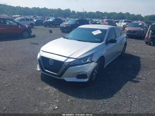1N4BL4CW9KC237584 2019 NISSAN ALTIMA - Image 2