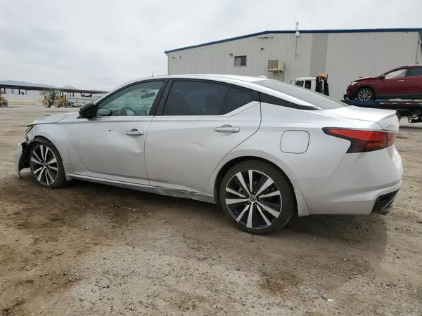 1N4BL4CW9KC258743 2019 NISSAN ALTIMA - Image 2