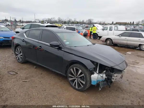 1N4BL4CW9KN321778 2019 NISSAN ALTIMA - Image 1