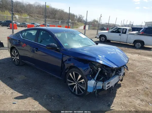 1N4BL4CW9MN349003 2021 NISSAN ALTIMA - Image 1