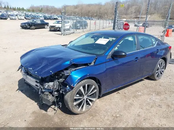 1N4BL4CW9MN349003 2021 NISSAN ALTIMA - Image 2