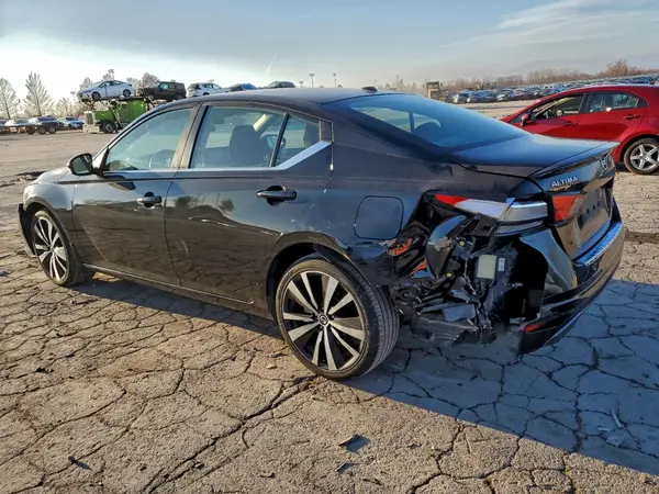 1N4BL4CW9MN411614 2021 NISSAN ALTIMA - Image 2