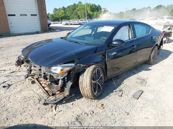 1N4BL4CW9RN356699 2024 NISSAN ALTIMA - Image 2