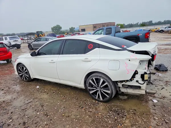1N4BL4CWXKN318288 2019 NISSAN ALTIMA - Image 2
