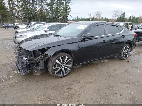 1N4BL4CWXLC117276 2020 NISSAN ALTIMA - Image 2