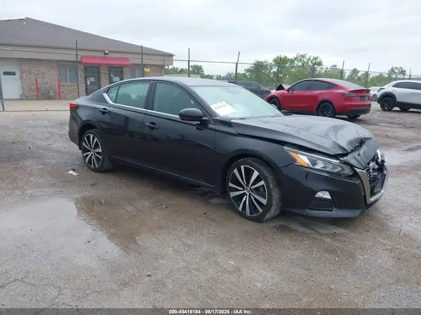 1N4BL4CWXLC175856 2020 NISSAN ALTIMA - Image 1