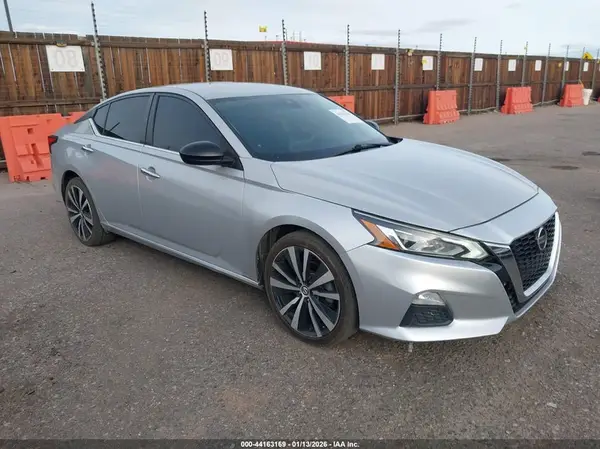 1N4BL4CWXMN325759 2021 NISSAN ALTIMA - Image 1