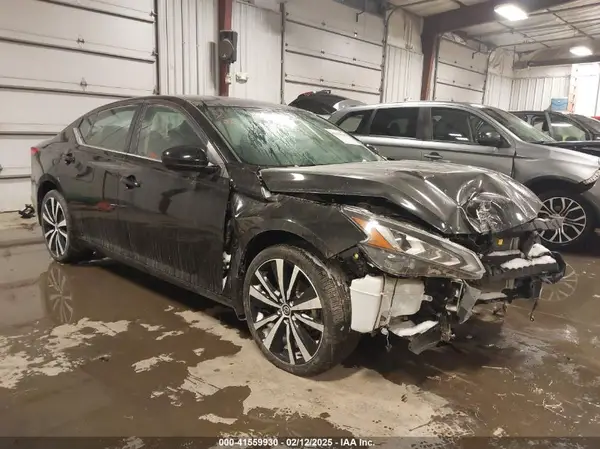 1N4BL4CWXMN345140 2021 NISSAN ALTIMA - Image 1