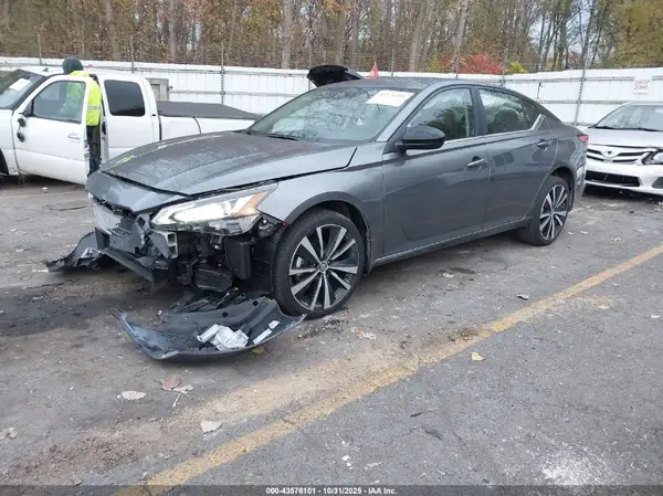 1N4BL4CWXNN331174 2022 NISSAN ALTIMA - Image 2