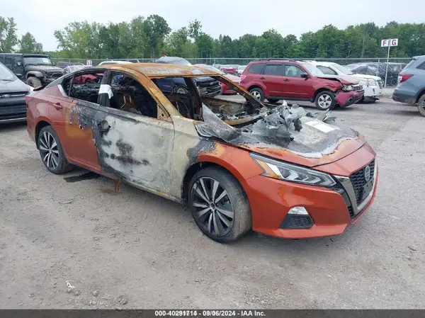1N4BL4CWXNN415981 2022 NISSAN ALTIMA - Image 1