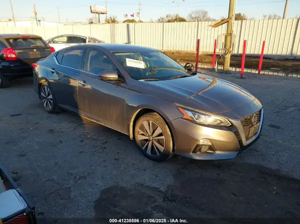 1N4BL4DV0KC111037 2019 NISSAN ALTIMA - Image 1