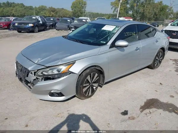 1N4BL4DV0KC135225 2019 NISSAN ALTIMA - Image 2