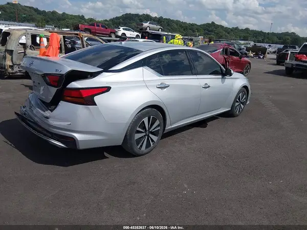 1N4BL4DV0KC151635 2019 NISSAN ALTIMA - Image 2