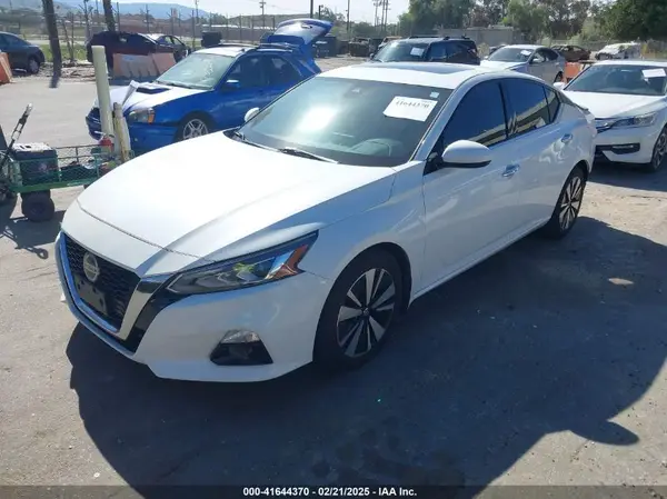 1N4BL4DV0KN306415 2019 NISSAN ALTIMA - Image 2