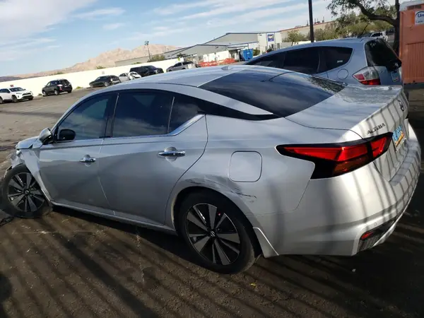 1N4BL4DV0LC252254 2020 NISSAN ALTIMA - Image 2