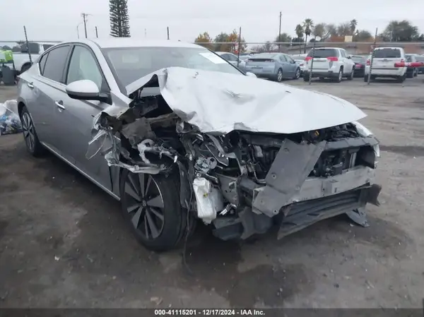 1N4BL4DV0MN309978 2021 NISSAN ALTIMA - Image 1