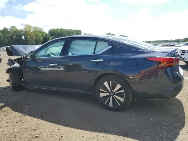 1N4BL4DV0MN312749 2021 NISSAN ALTIMA - Image 2
