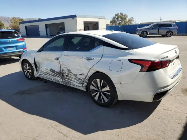 1N4BL4DV0MN329728 2021 NISSAN ALTIMA - Image 2