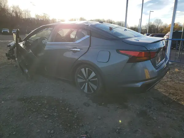 1N4BL4DV0MN364365 2021 NISSAN ALTIMA - Image 2