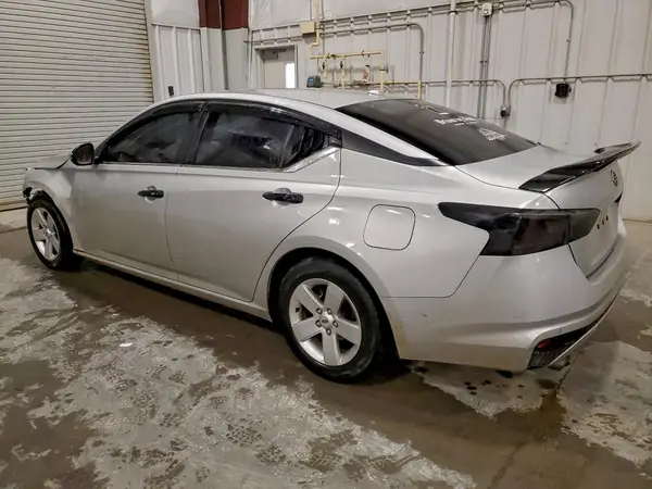 1N4BL4DV0MN364639 2021 NISSAN ALTIMA - Image 2