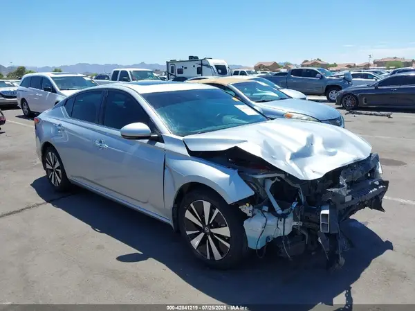 1N4BL4DV0MN384535 2021 NISSAN ALTIMA - Image 1