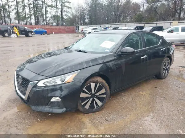 1N4BL4DV0MN388455 2021 NISSAN ALTIMA - Image 2