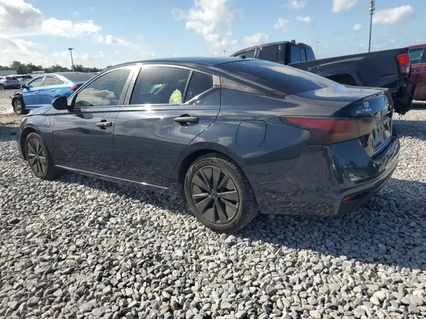 1N4BL4DV0NN302692 2022 NISSAN ALTIMA - Image 2