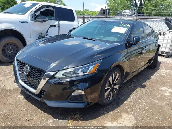 1N4BL4DV0NN303678 2022 NISSAN ALTIMA - Image 2