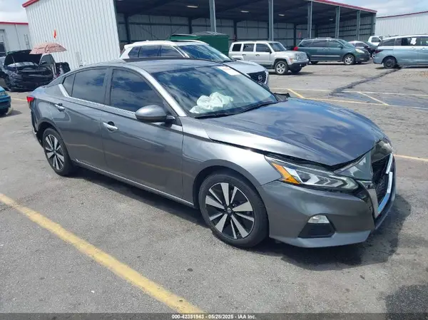 1N4BL4DV0NN317600 2022 NISSAN ALTIMA - Image 1