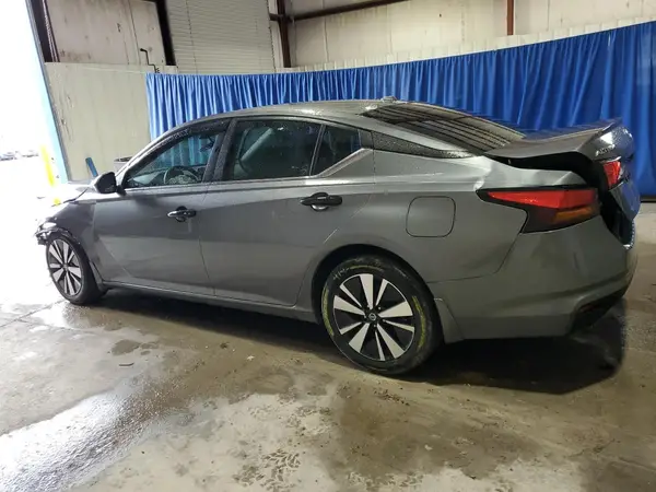 1N4BL4DV0NN324076 2022 NISSAN ALTIMA - Image 2