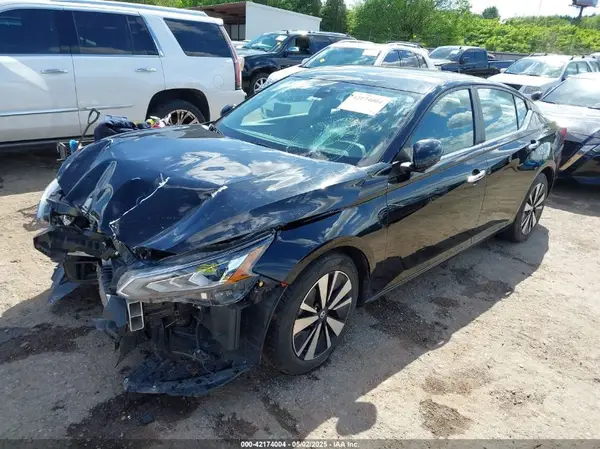 1N4BL4DV0NN369132 2022 NISSAN ALTIMA - Image 2