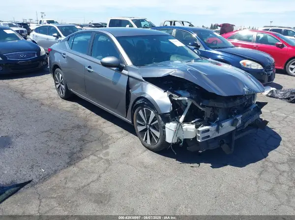 1N4BL4DV0NN370376 2022 NISSAN ALTIMA - Image 1