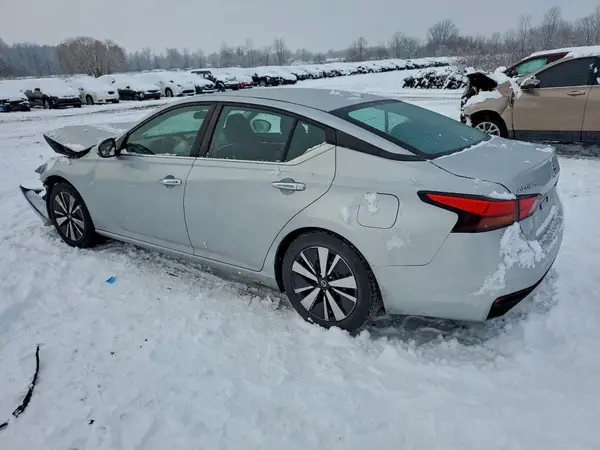 1N4BL4DV0NN382513 2022 NISSAN ALTIMA - Image 2