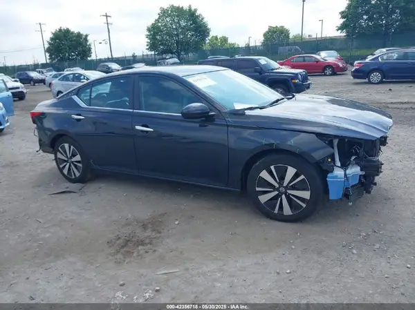 1N4BL4DV0NN391535 2022 NISSAN ALTIMA - Image 1