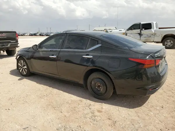 1N4BL4DV0NN401416 2022 NISSAN ALTIMA - Image 2