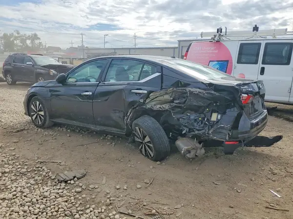 1N4BL4DV0NN412366 2022 NISSAN ALTIMA - Image 2