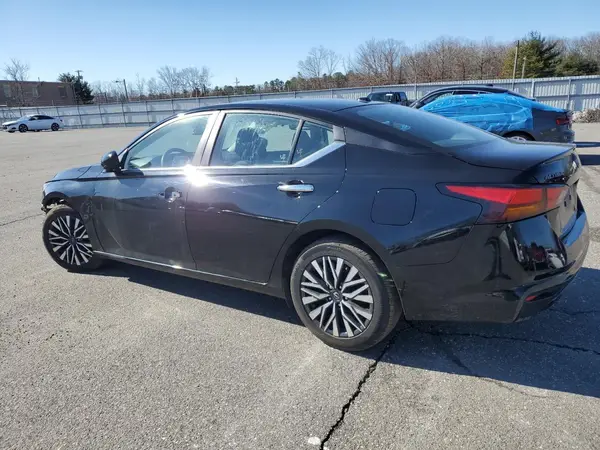 1N4BL4DV0PN311198 2023 NISSAN ALTIMA - Image 2