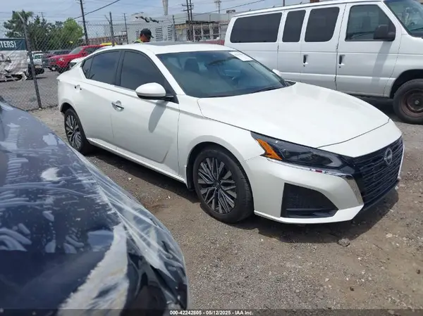 1N4BL4DV0PN328955 2023 NISSAN ALTIMA - Image 1