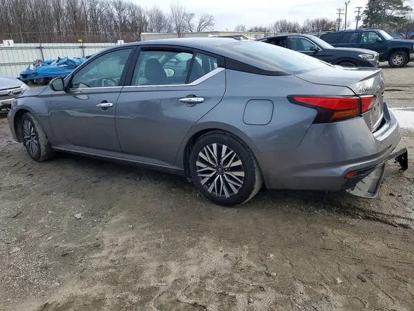1N4BL4DV0PN345643 2023 NISSAN ALTIMA - Image 2