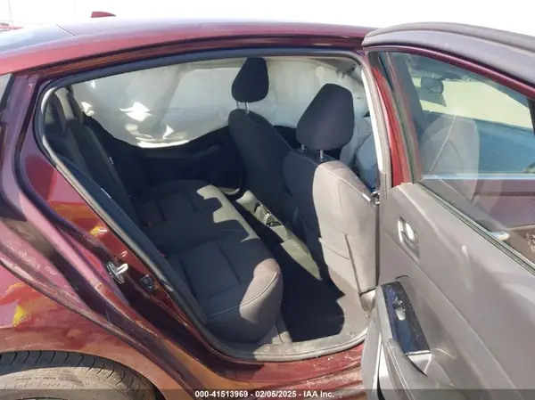 1N4BL4DV0PN352737 2023 NISSAN ALTIMA - Image 8