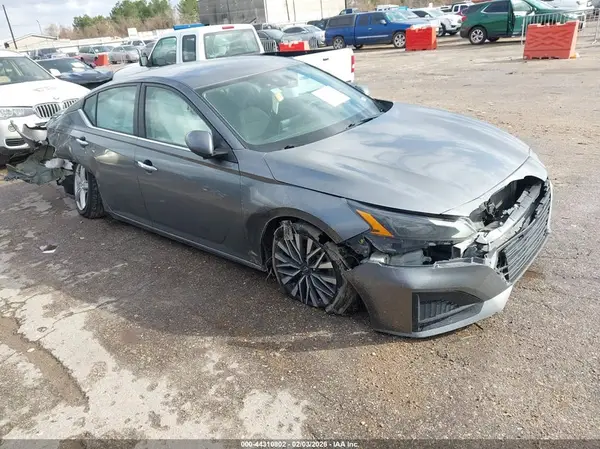 1N4BL4DV0PN352947 2023 NISSAN ALTIMA - Image 1