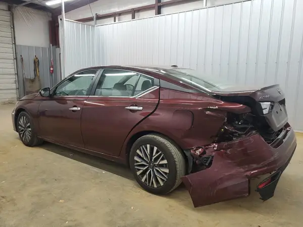 1N4BL4DV0PN358814 2023 NISSAN ALTIMA - Image 2