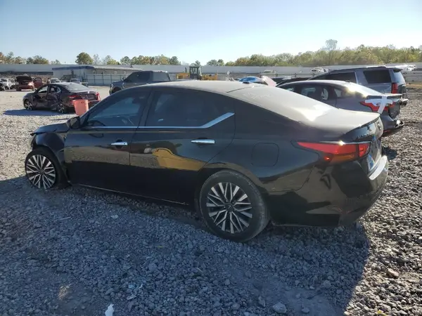 1N4BL4DV0PN365231 2023 NISSAN ALTIMA - Image 2