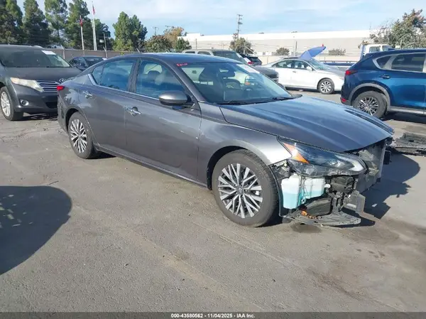 1N4BL4DV0PN383339 2023 NISSAN ALTIMA - Image 1