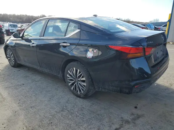 1N4BL4DV0PN389531 2023 NISSAN ALTIMA - Image 2