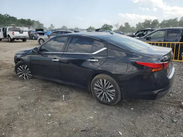 1N4BL4DV0PN401614 2023 NISSAN ALTIMA - Image 2
