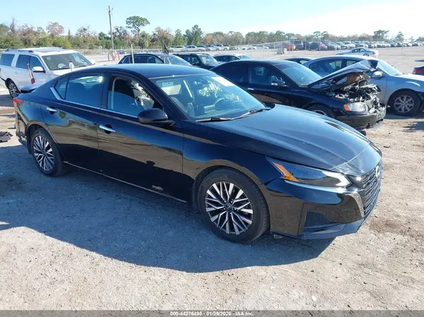 1N4BL4DV0PN404111 2023 NISSAN ALTIMA - Image 1
